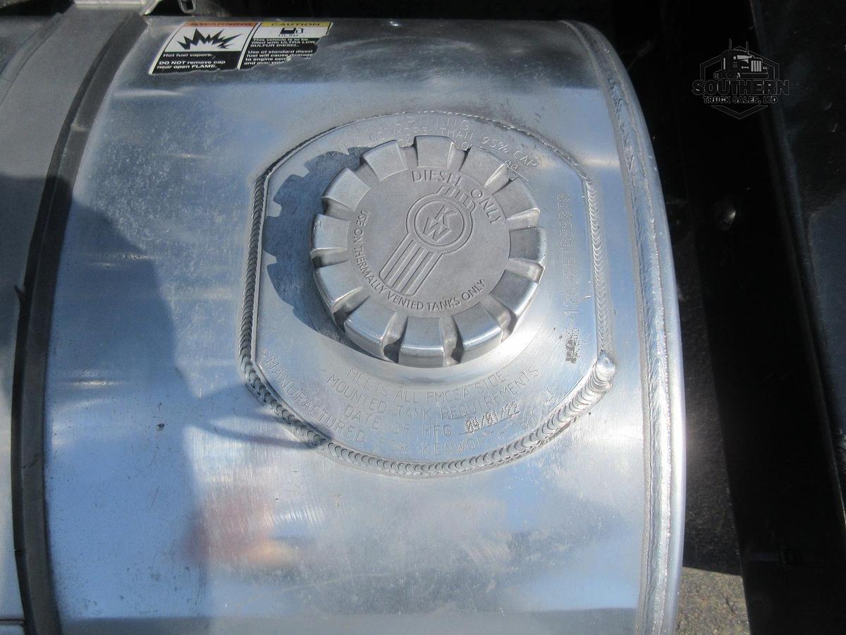 Used 2023 KENWORTH T880