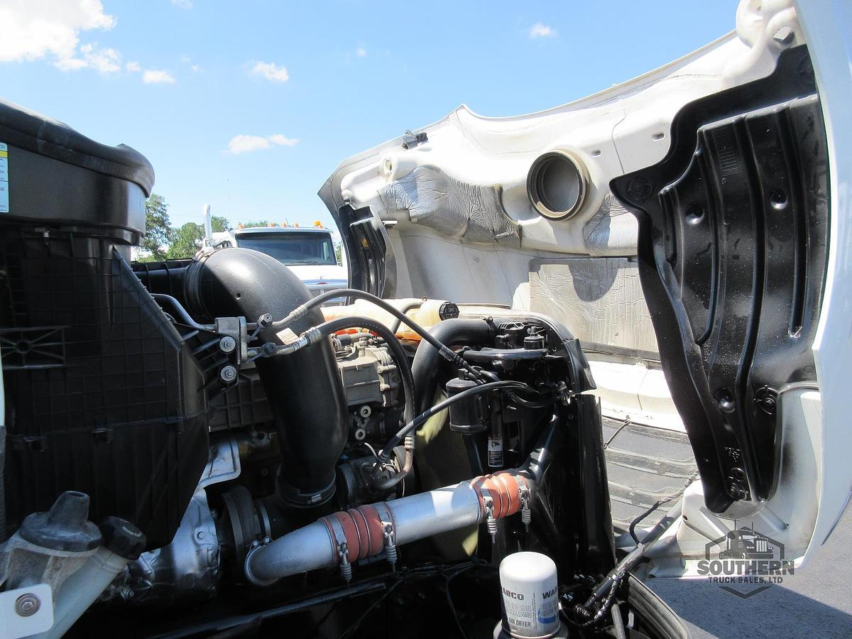 Used 2020 FREIGHTLINER CASCADIA 126