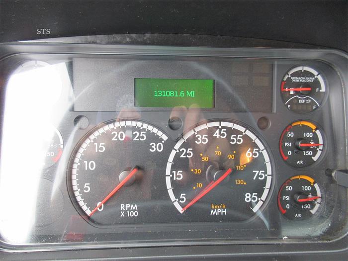 Used 2017 FREIGHTLINER BUSINESS CLASS M2 106