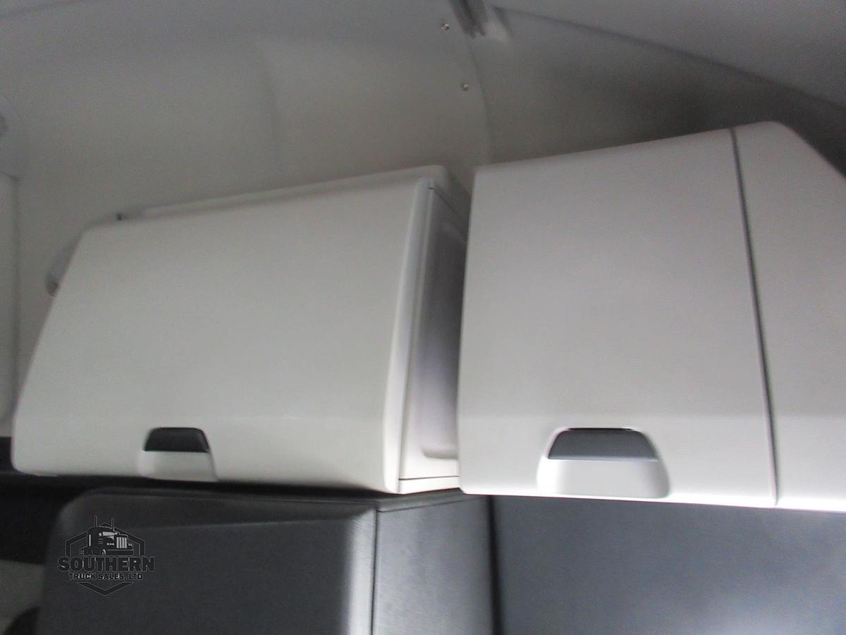 Used 2020 FREIGHTLINER CASCADIA 126