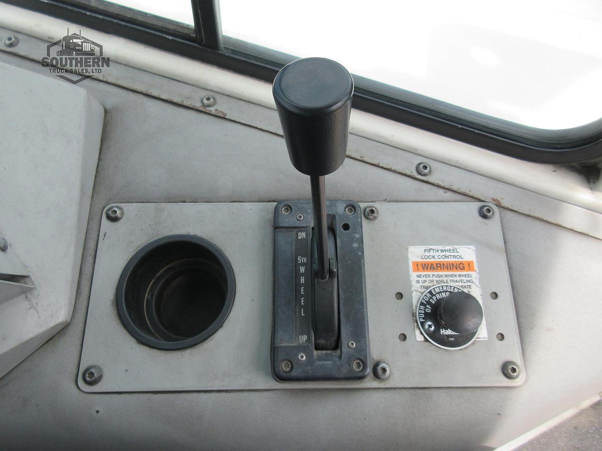 Used 2022 AUTOCAR XSPOTTER ACTT