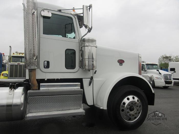 Used 2019 PETERBILT 389