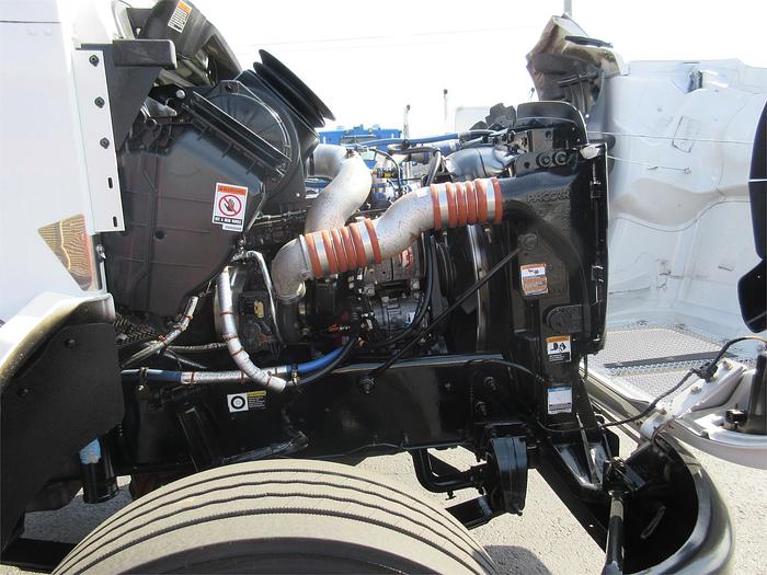 Used 2021 KENWORTH T270