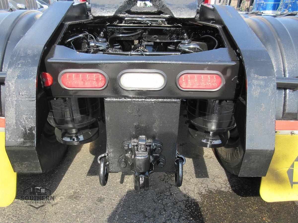 Used 2021 PETERBILT 567