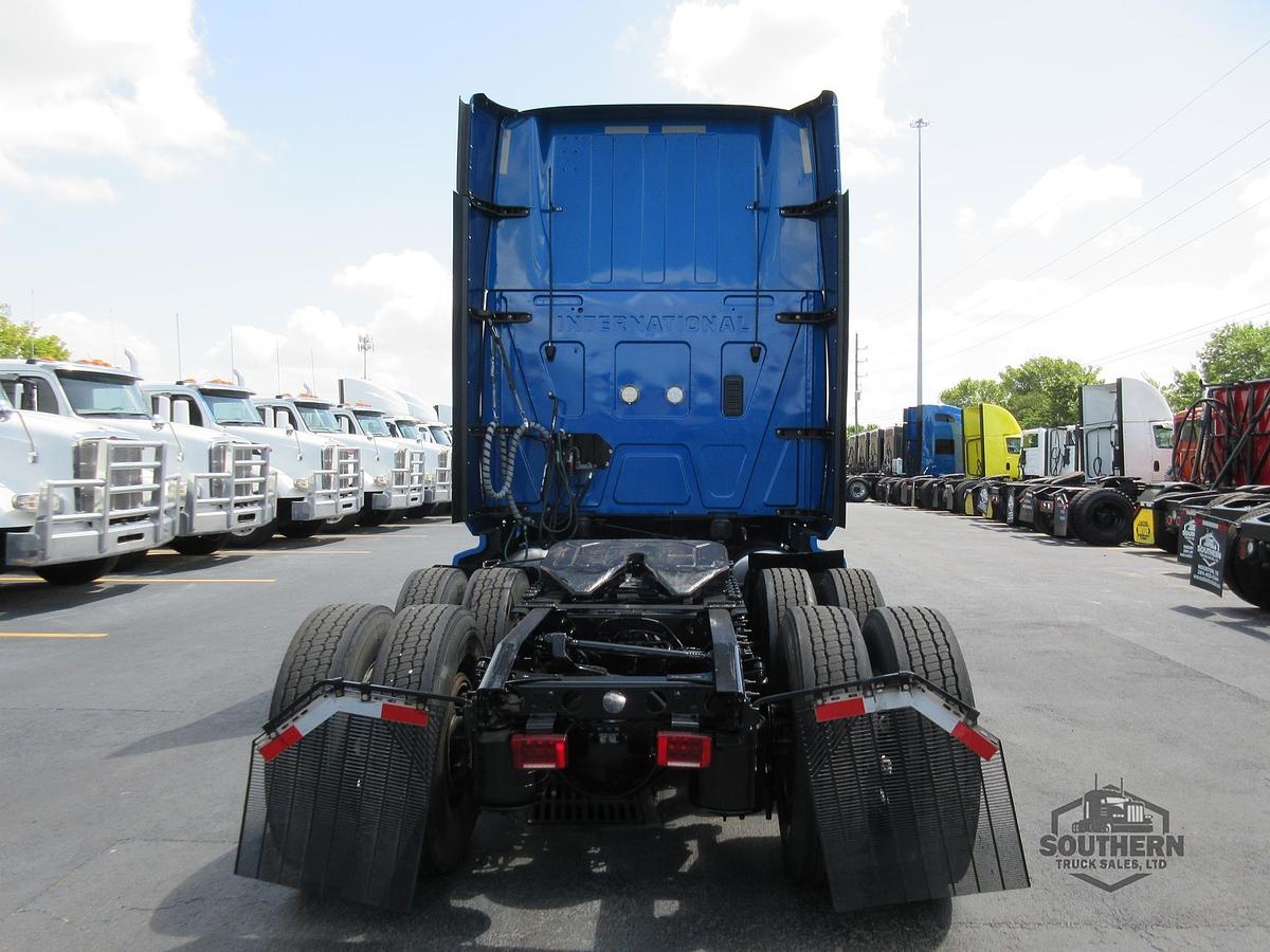 Used 2021 INTERNATIONAL LT