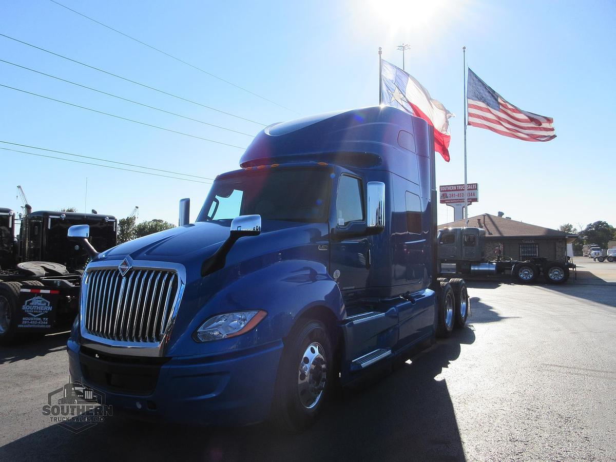 Used 2021 INTERNATIONAL LT