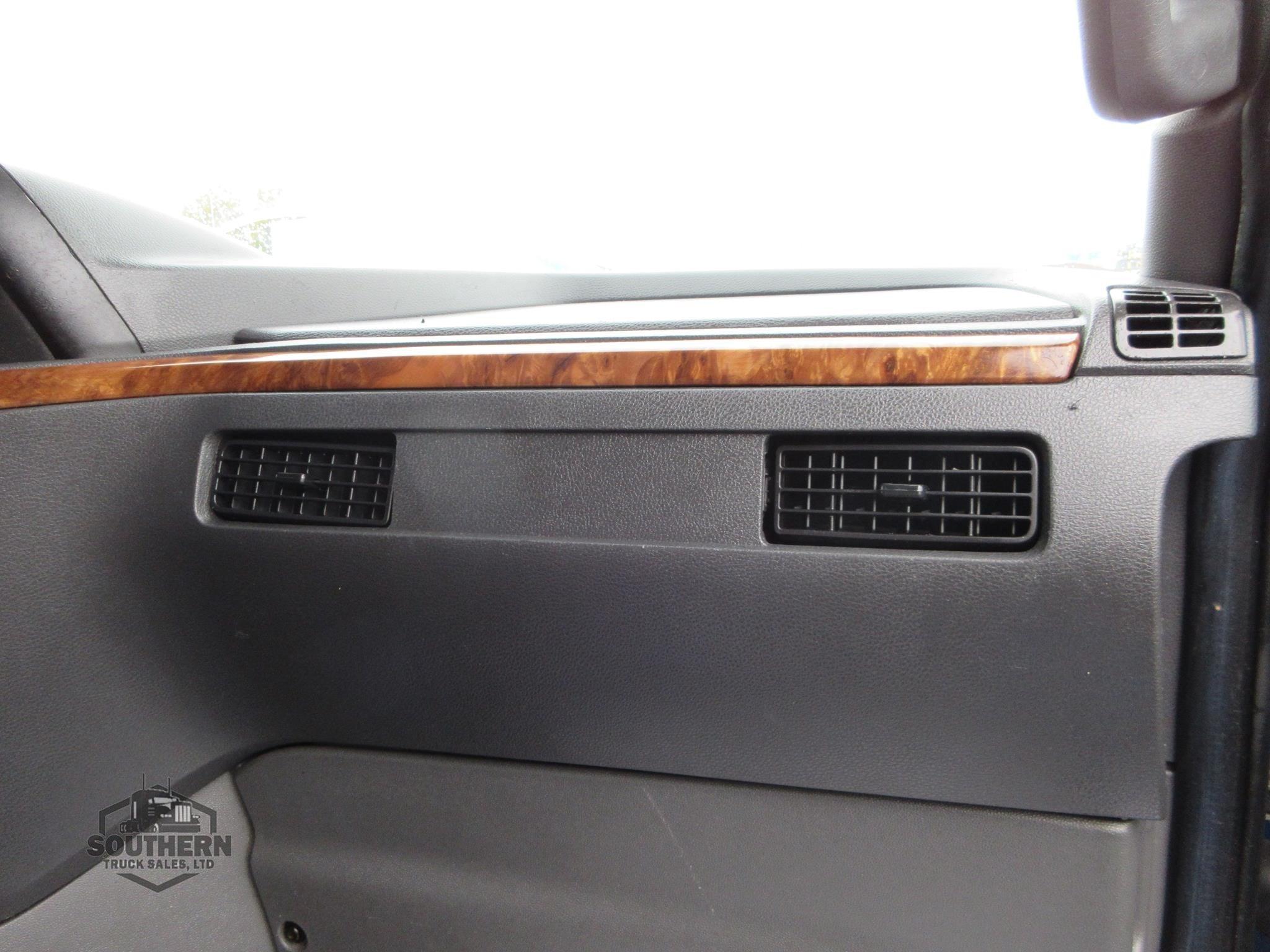 Used 2021 INTERNATIONAL LT