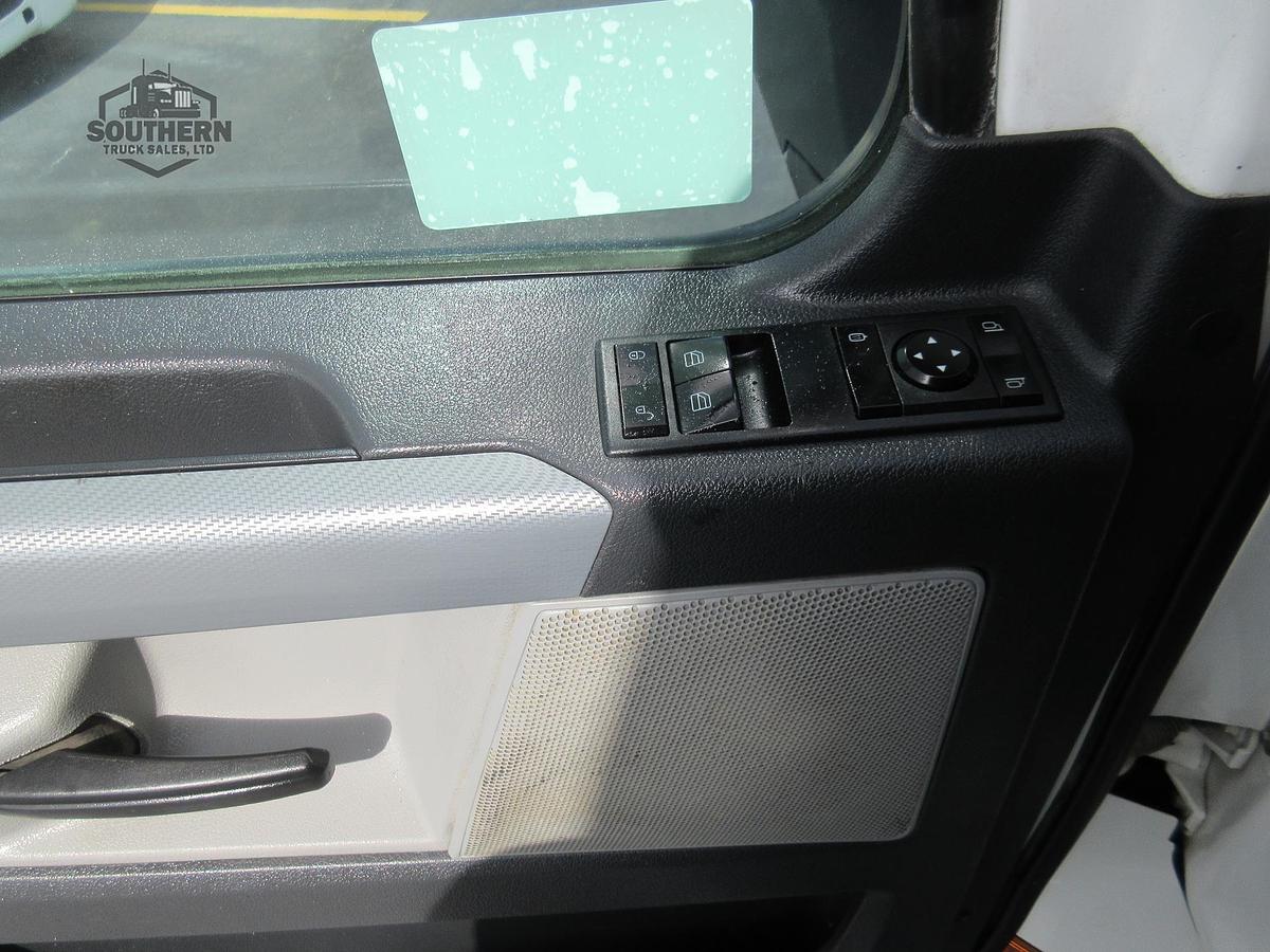 Used 2022 FREIGHTLINER CASCADIA 116