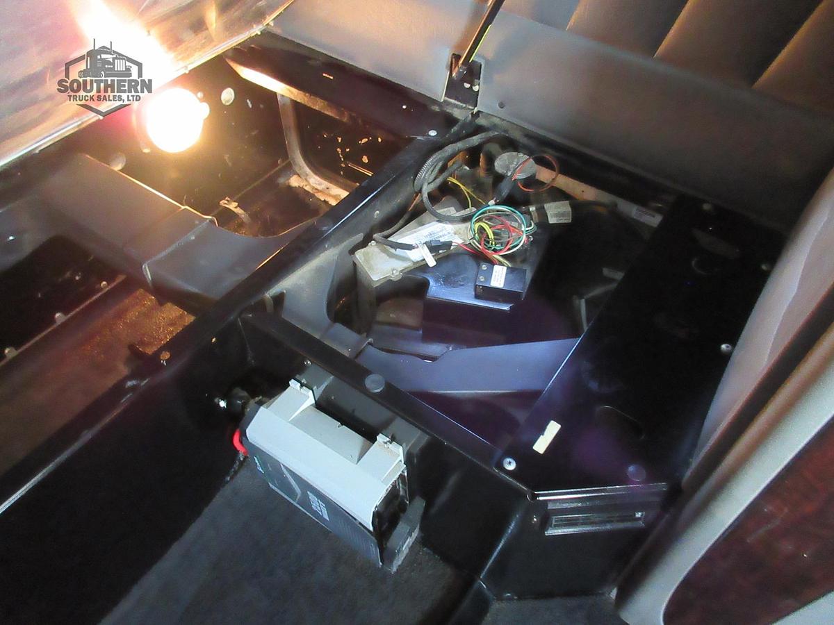 Used 2019 PETERBILT 389