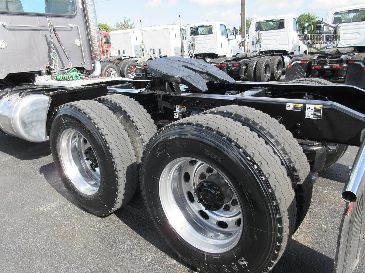 Used 2022 PETERBILT 389