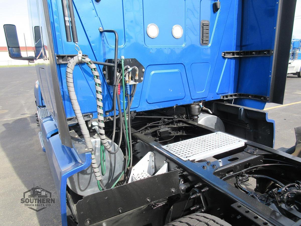 Used 2021 INTERNATIONAL LT