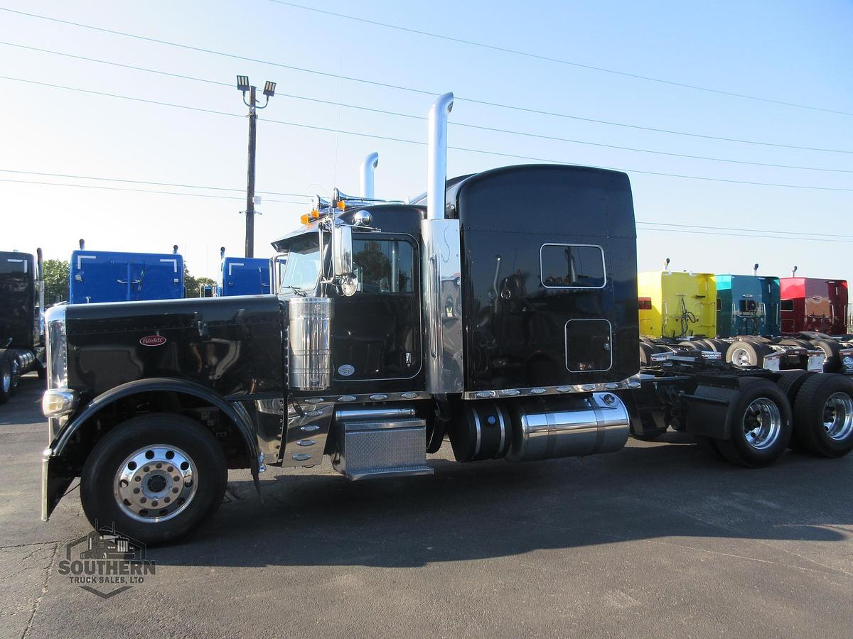 Used 2019 PETERBILT 389