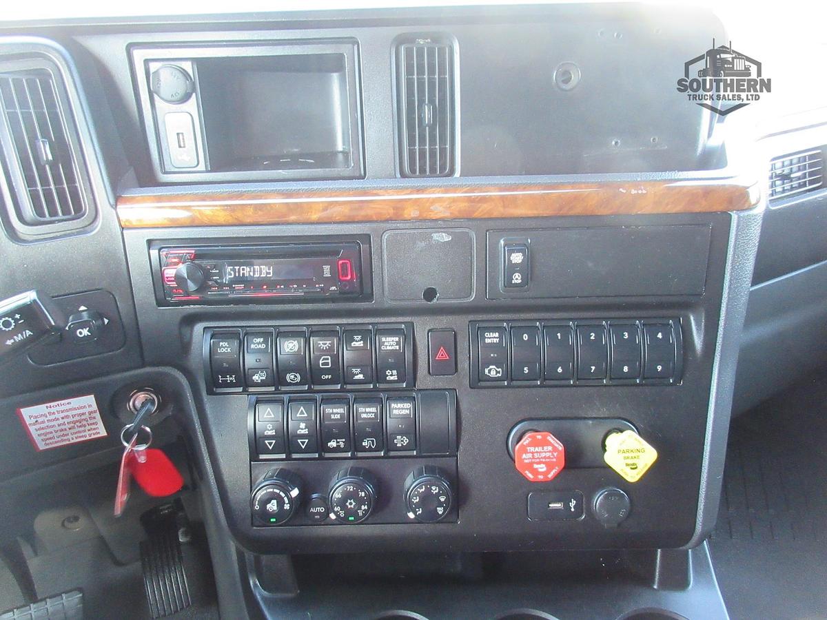 Used 2021 INTERNATIONAL LT
