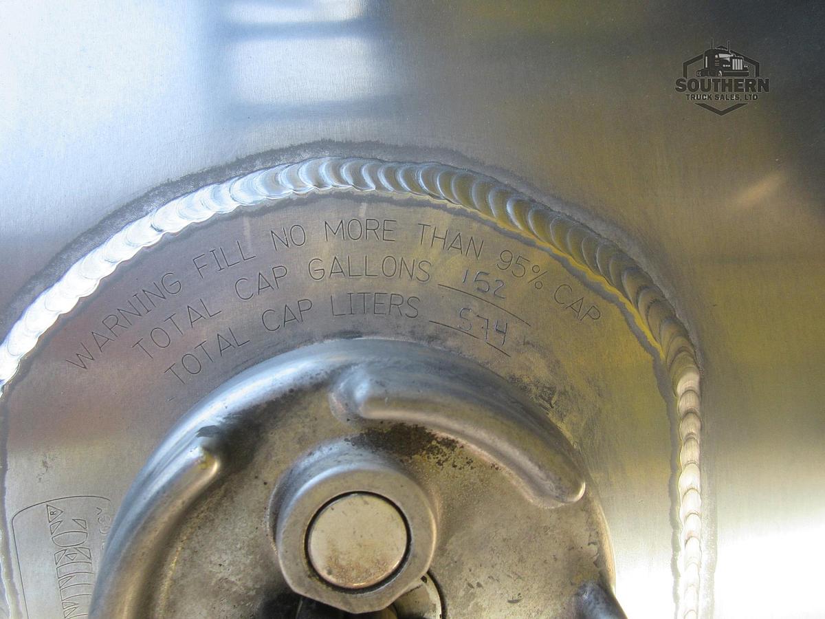 Used 2019 PETERBILT 389