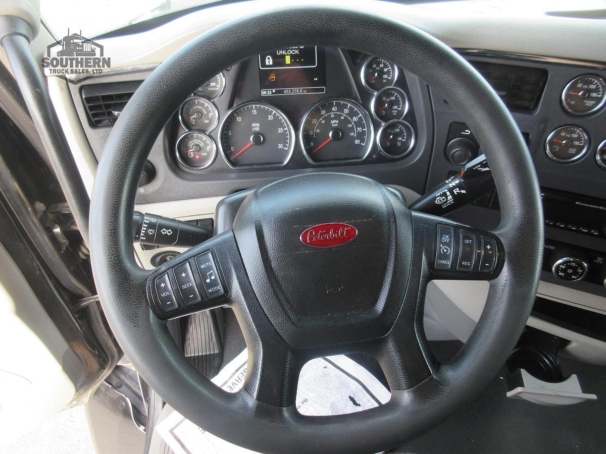 Used 2018 PETERBILT 579
