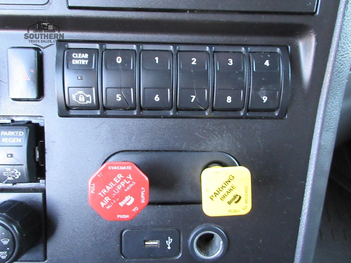 Used 2021 INTERNATIONAL LT