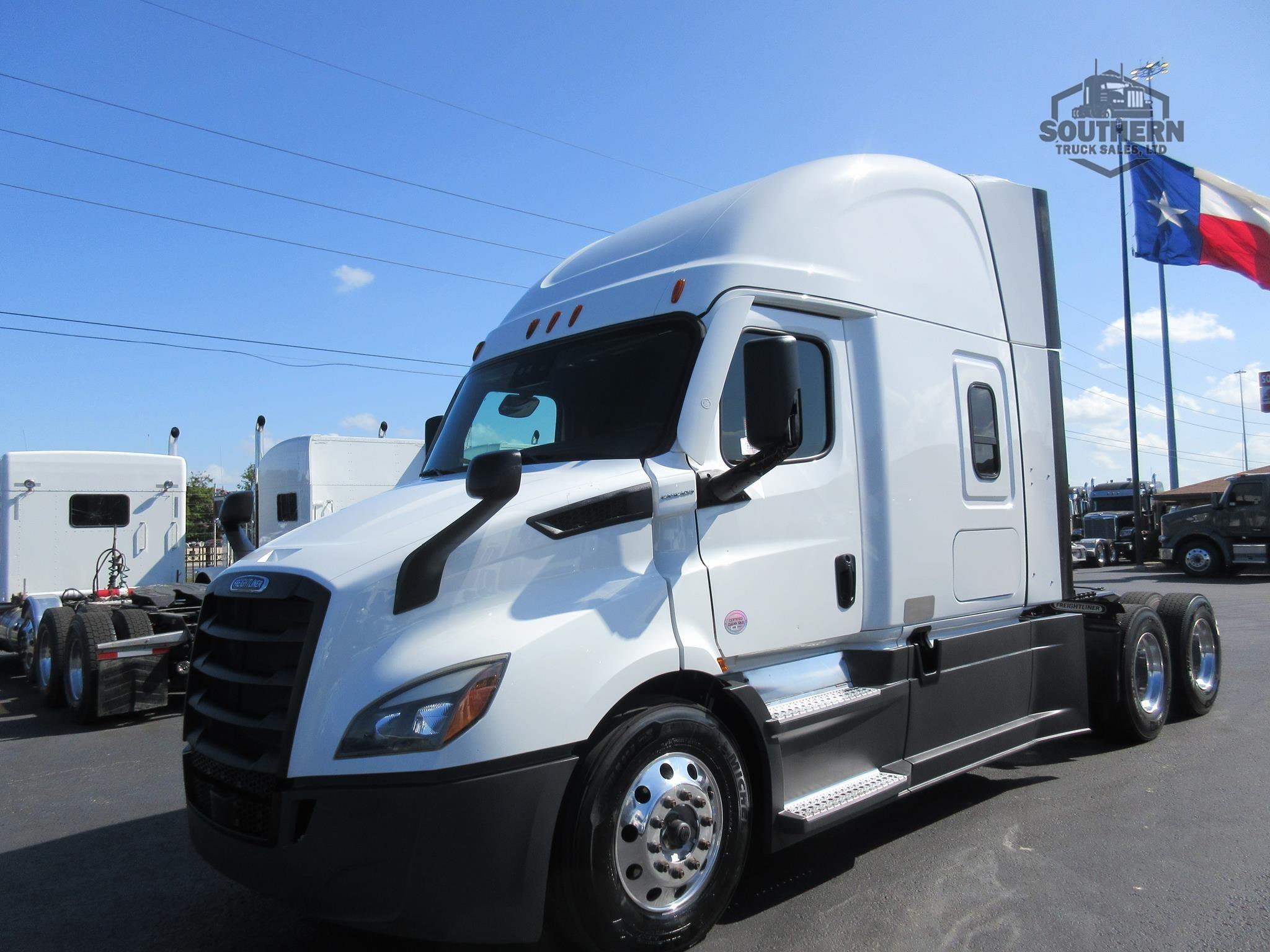 Used 2022 FREIGHTLINER CASCADIA 116