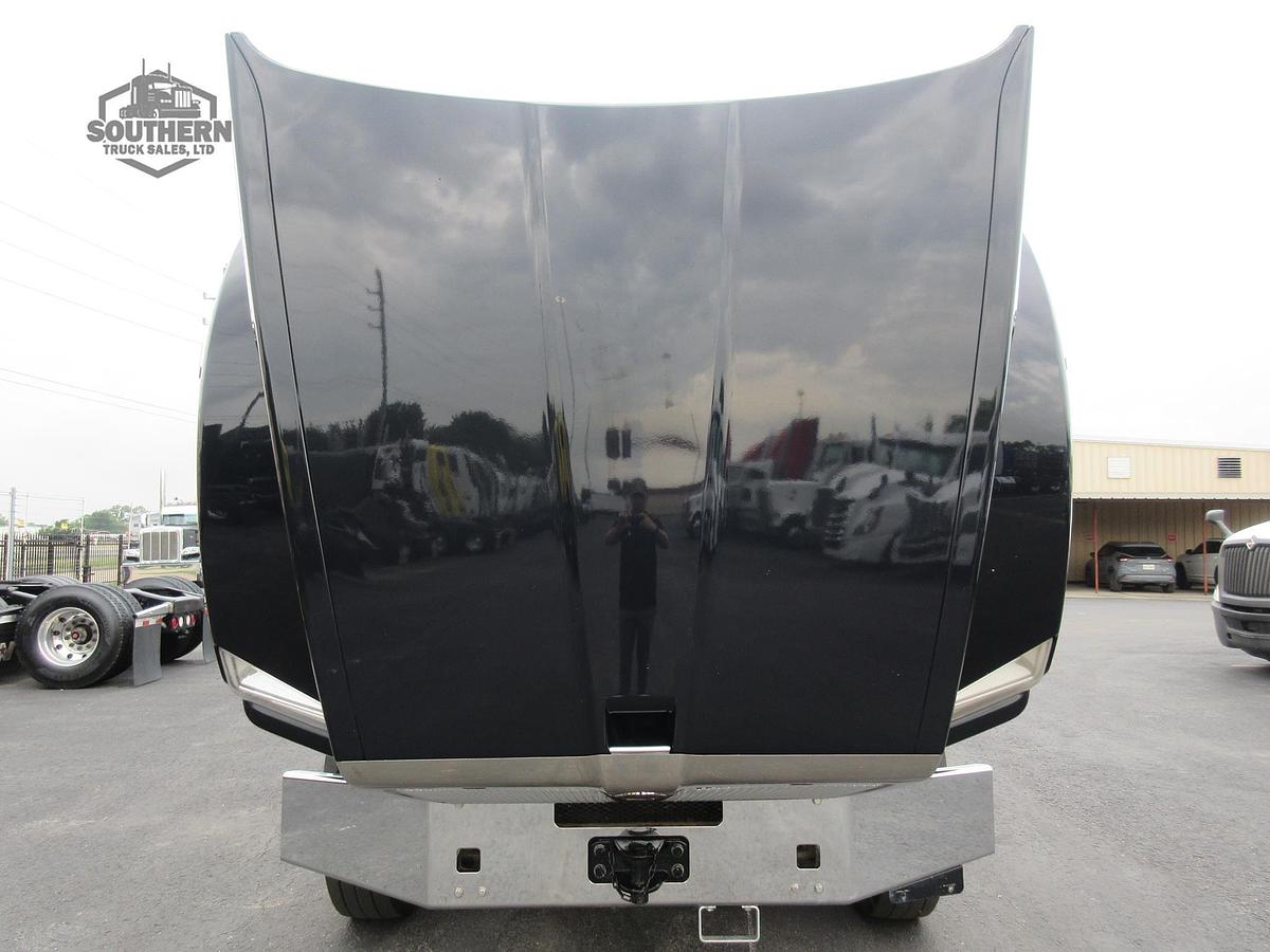 Used 2023 KENWORTH T880