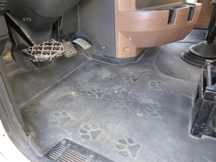 Used 2012 MACK GRANITE GU713