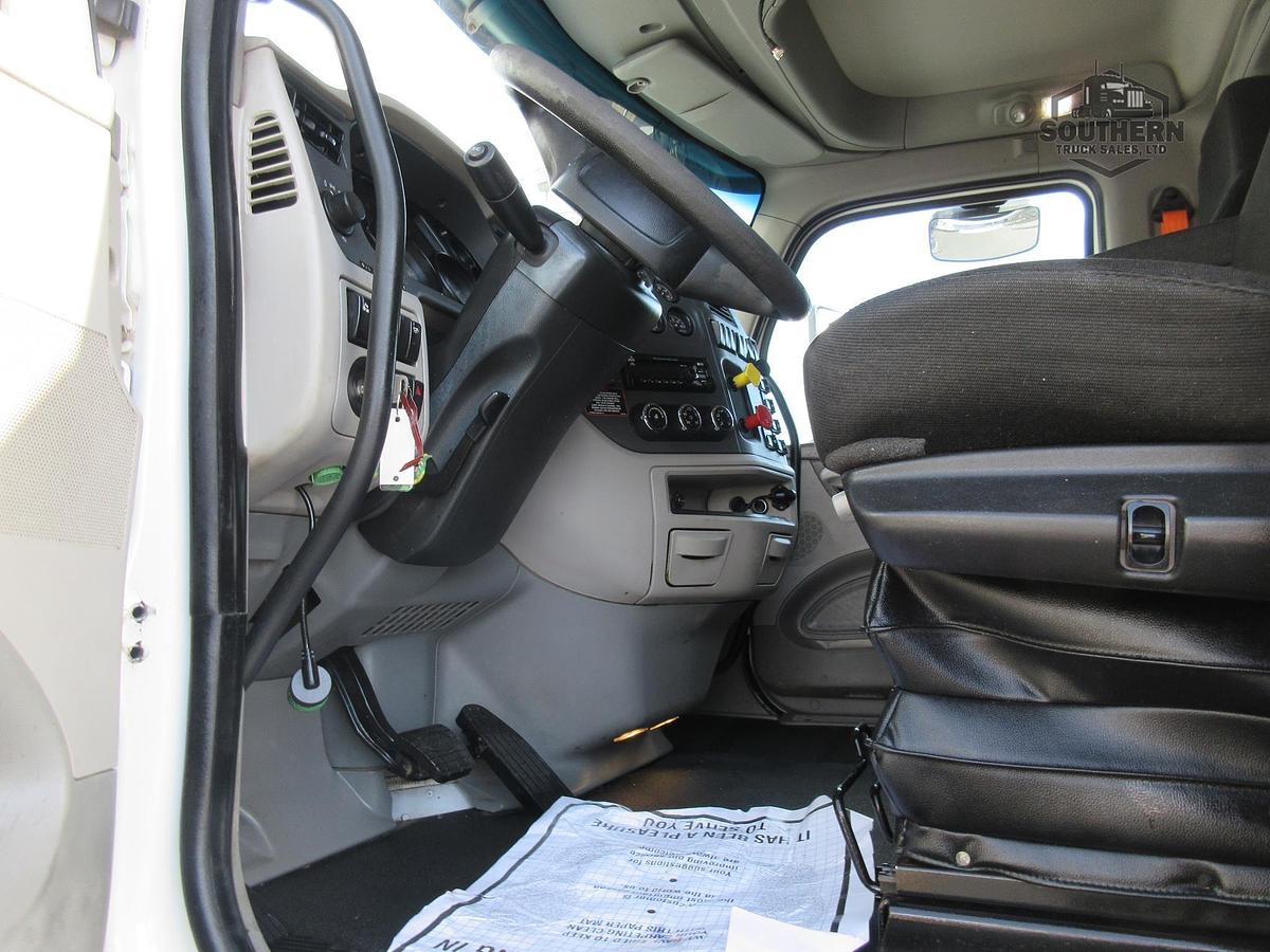 Used 2019 PETERBILT 567