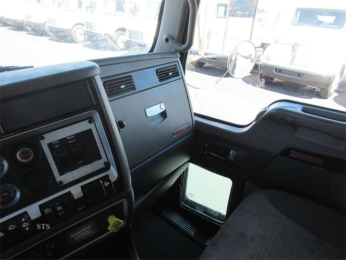 Used 2015 KENWORTH T800