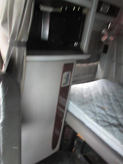 Used 2019 PETERBILT 389