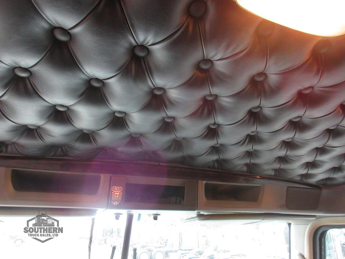 Used 2019 KENWORTH W900L