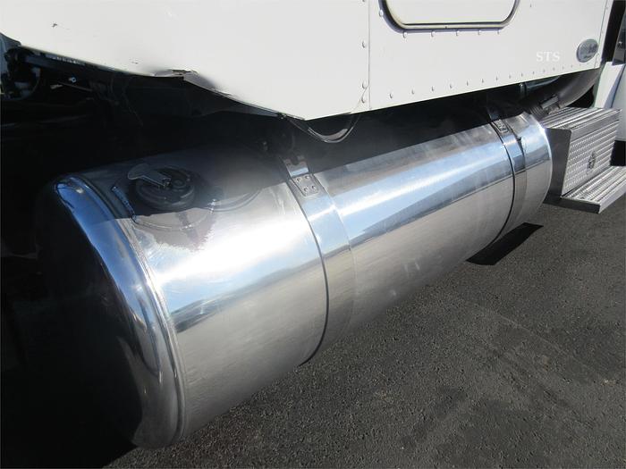 Used 2005 PETERBILT 379