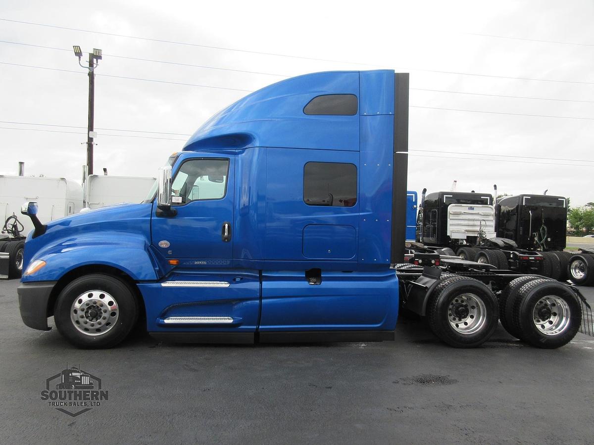 Used 2021 INTERNATIONAL LT