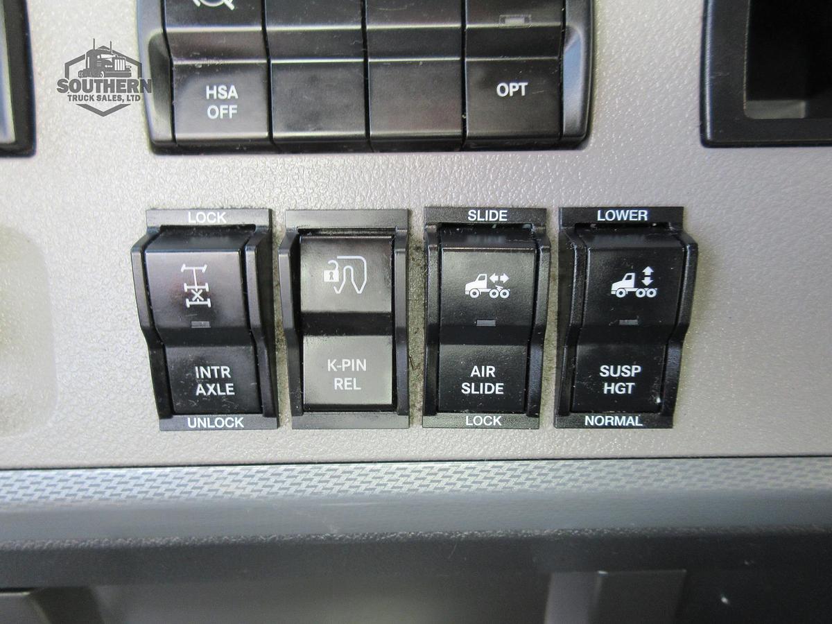 Used 2022 FREIGHTLINER CASCADIA 116
