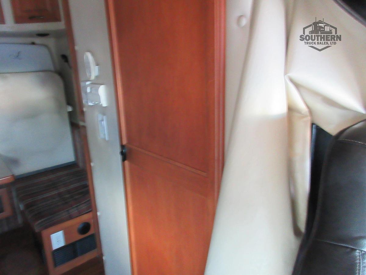 Used 2015 PETERBILT 579 ARI