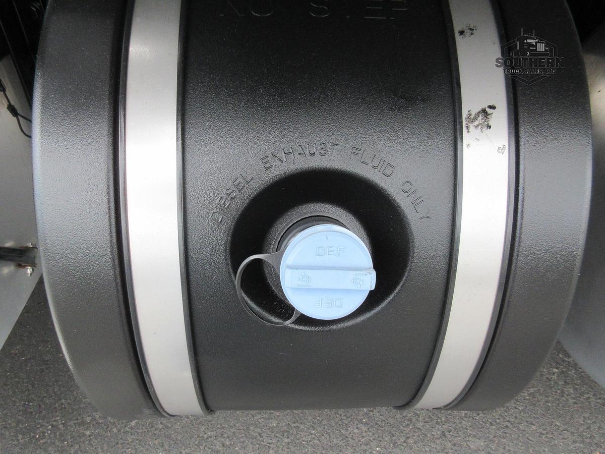 Used 2019 PETERBILT 389