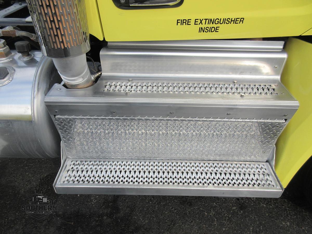 Used 2020 PETERBILT 567