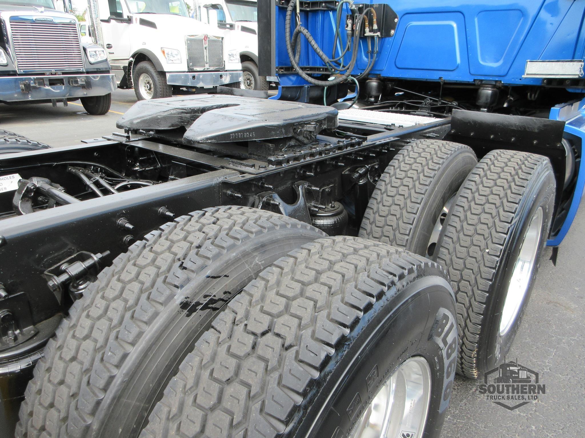 Used 2021 INTERNATIONAL LT