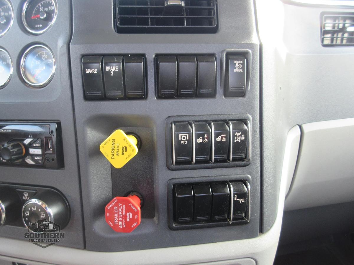 Used 2020 PETERBILT 567