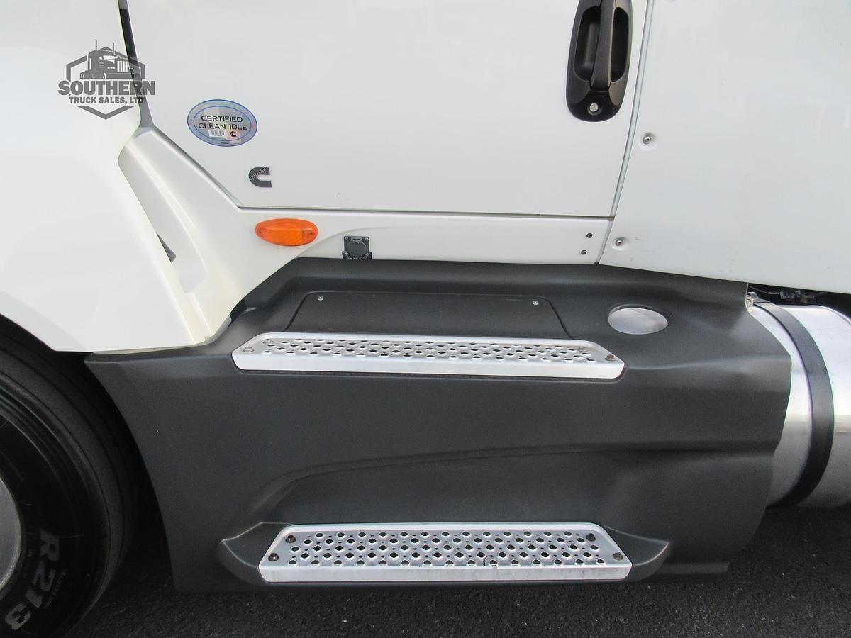 Used 2021 INTERNATIONAL LT