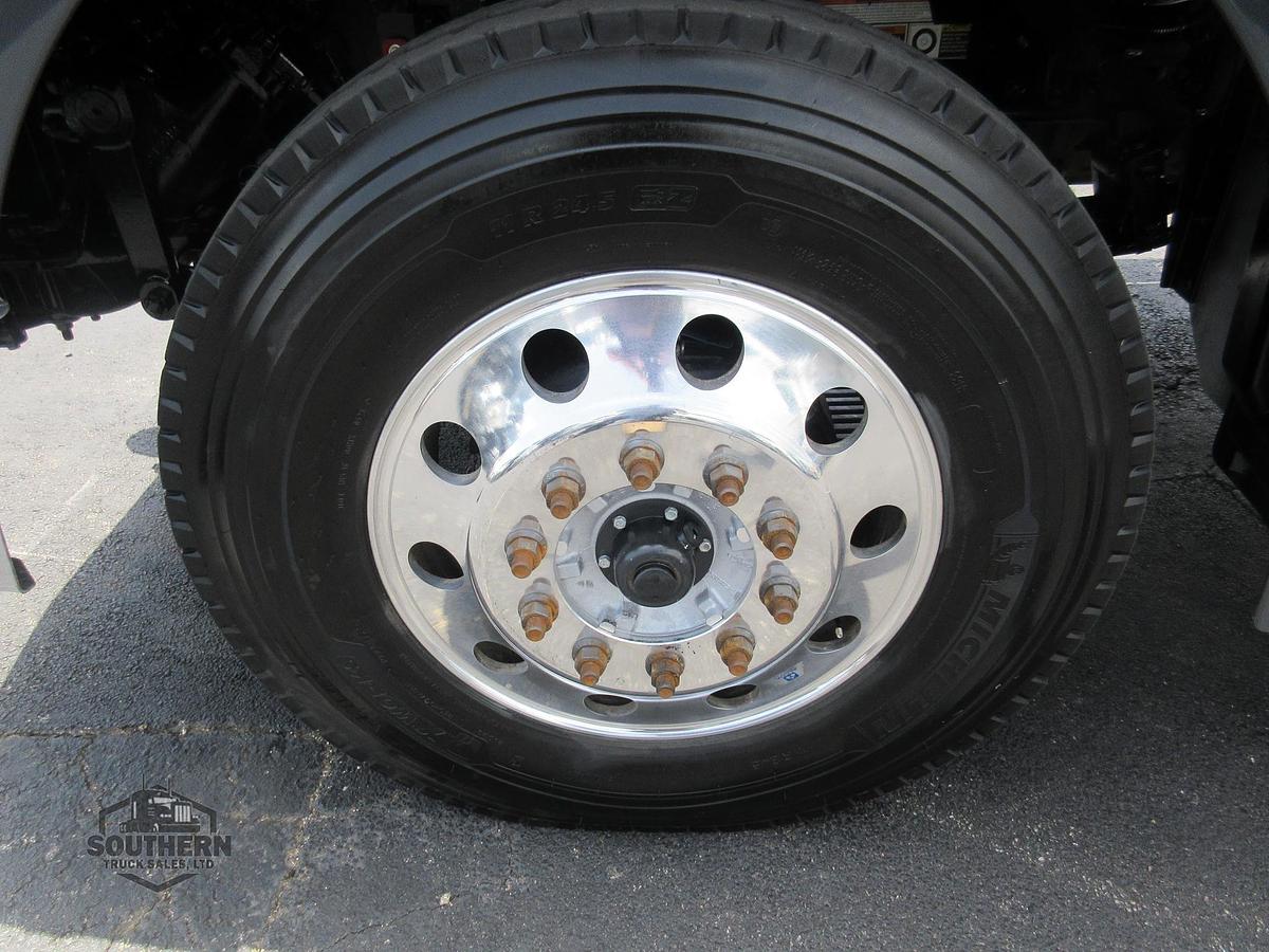 Used 2025 PETERBILT 567