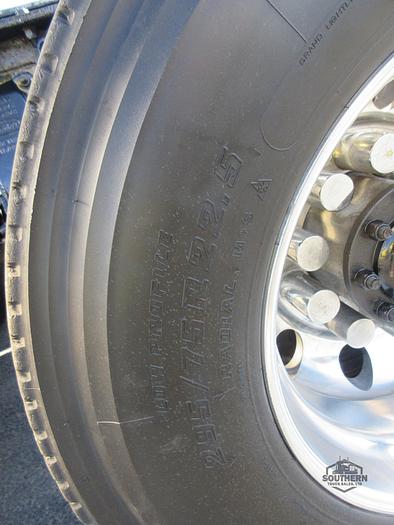 Used 2020 PETERBILT 567