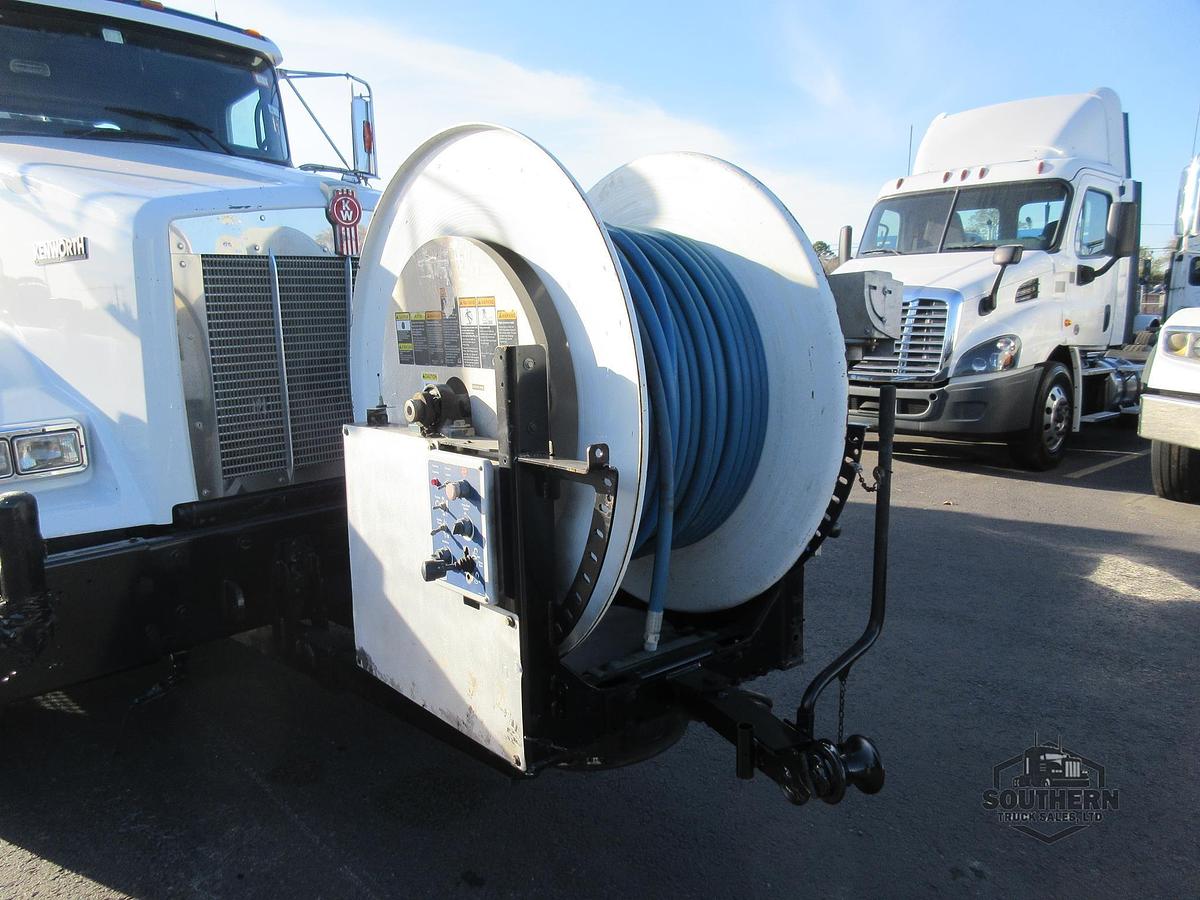 Used 2013 KENWORTH T800