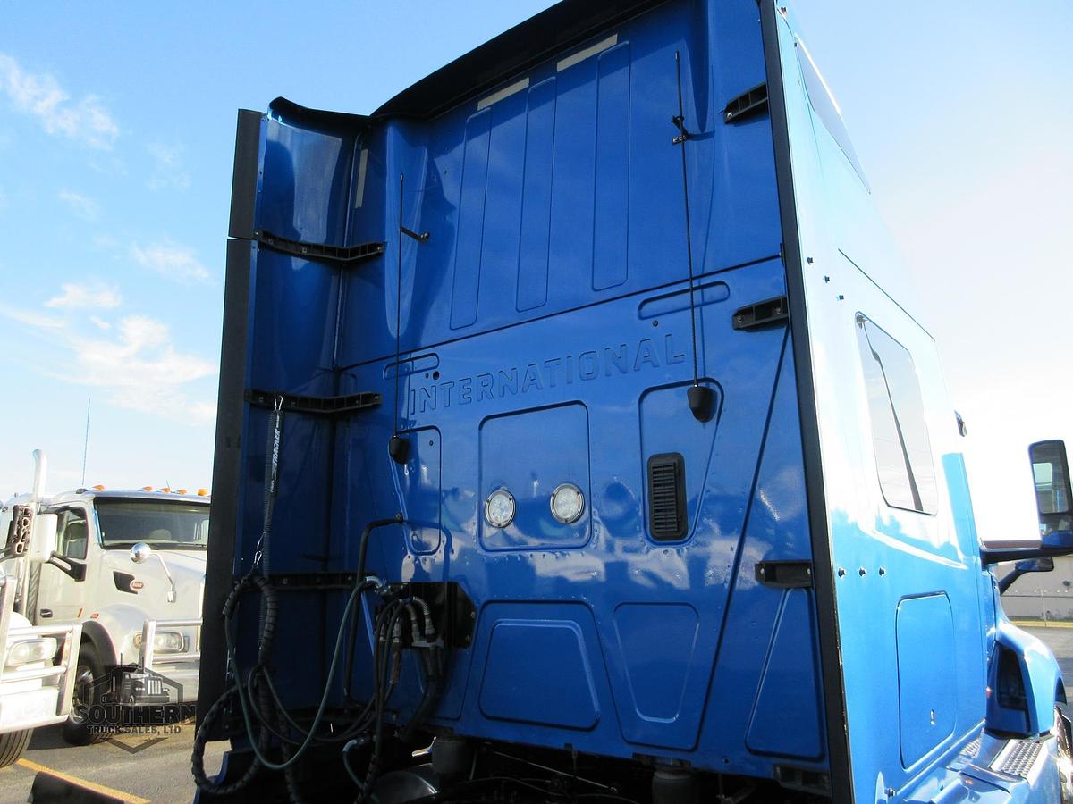 Used 2021 INTERNATIONAL LT