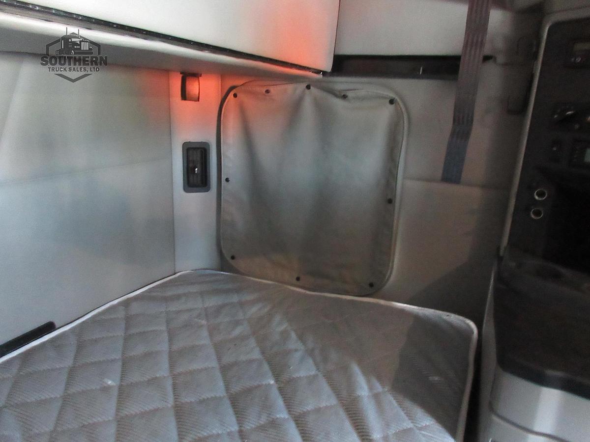 Used 2018 PETERBILT 579