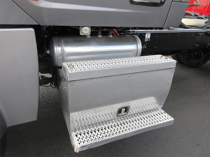 Used 2019 PETERBILT 567