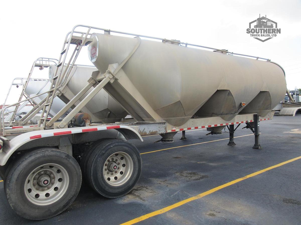 Used 2010 VANTAGE 1000 cu ft