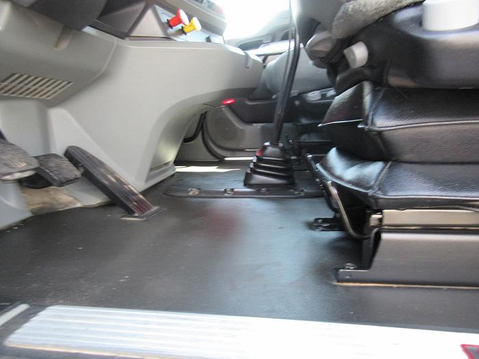 Used 2021 KENWORTH T880