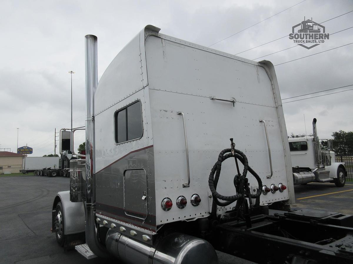 Used 2005 PETERBILT 379EXHD