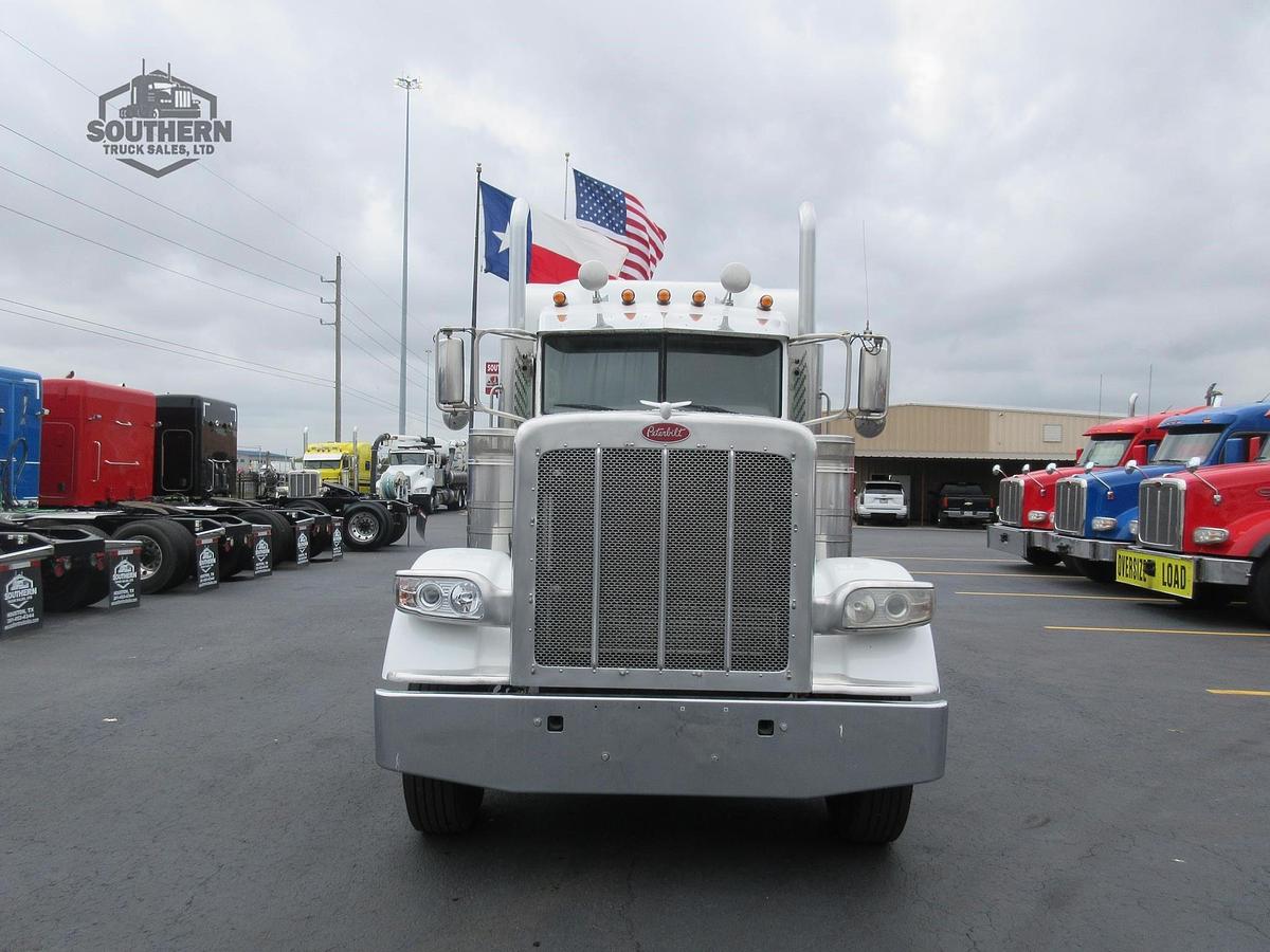 Used 2018 PETERBILT 389