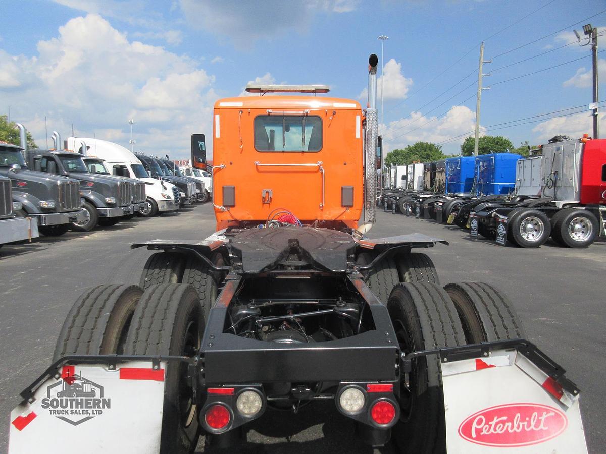 Used 2019 PETERBILT 567
