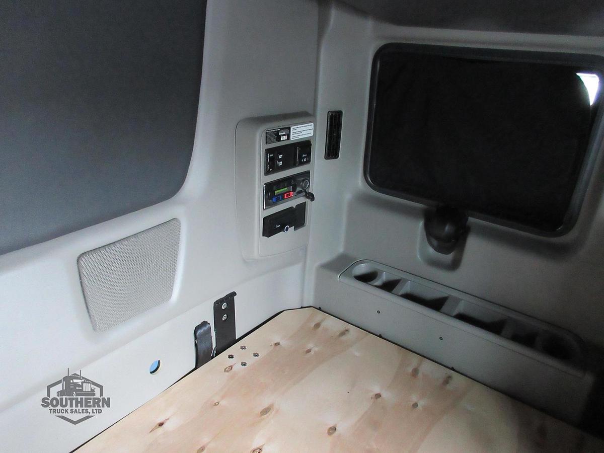 Used 2021 INTERNATIONAL LT