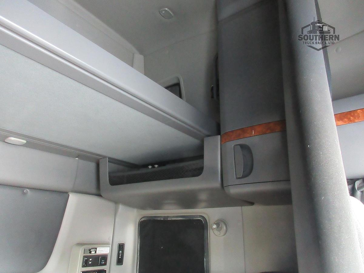Used 2021 INTERNATIONAL LT