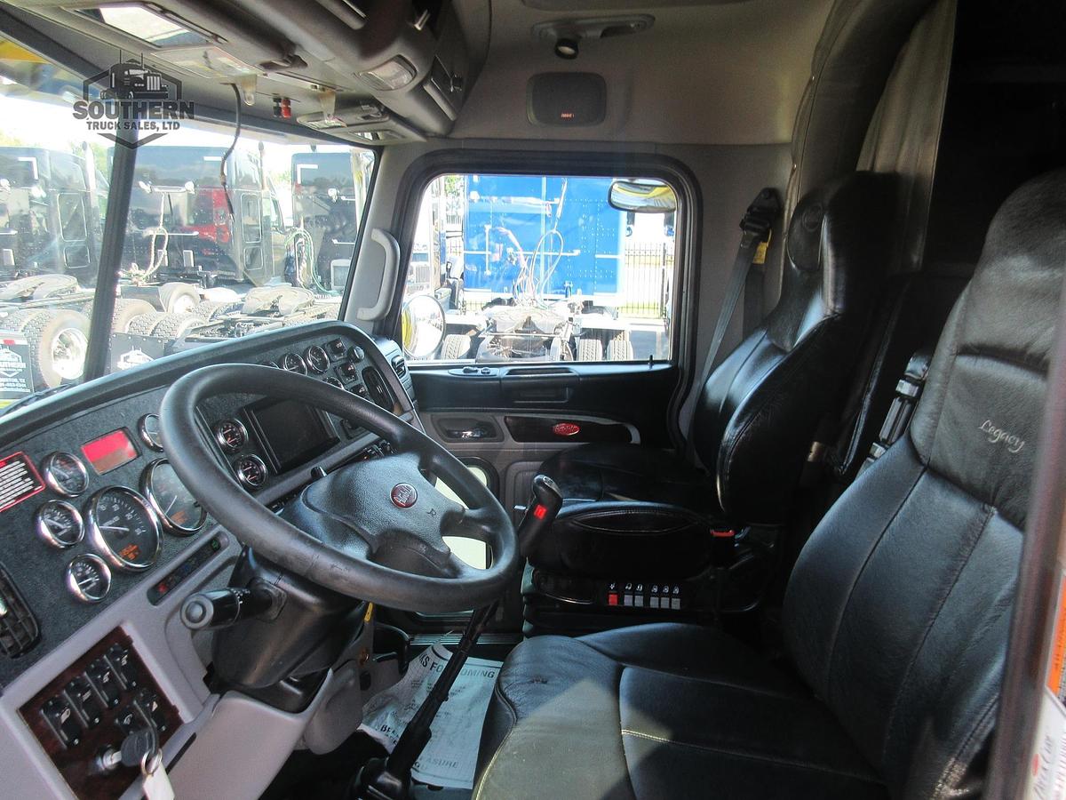 Used 2019 PETERBILT 389